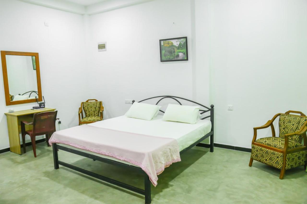 Sandy Palms Guesthouse Hikkaduwa Exterior photo