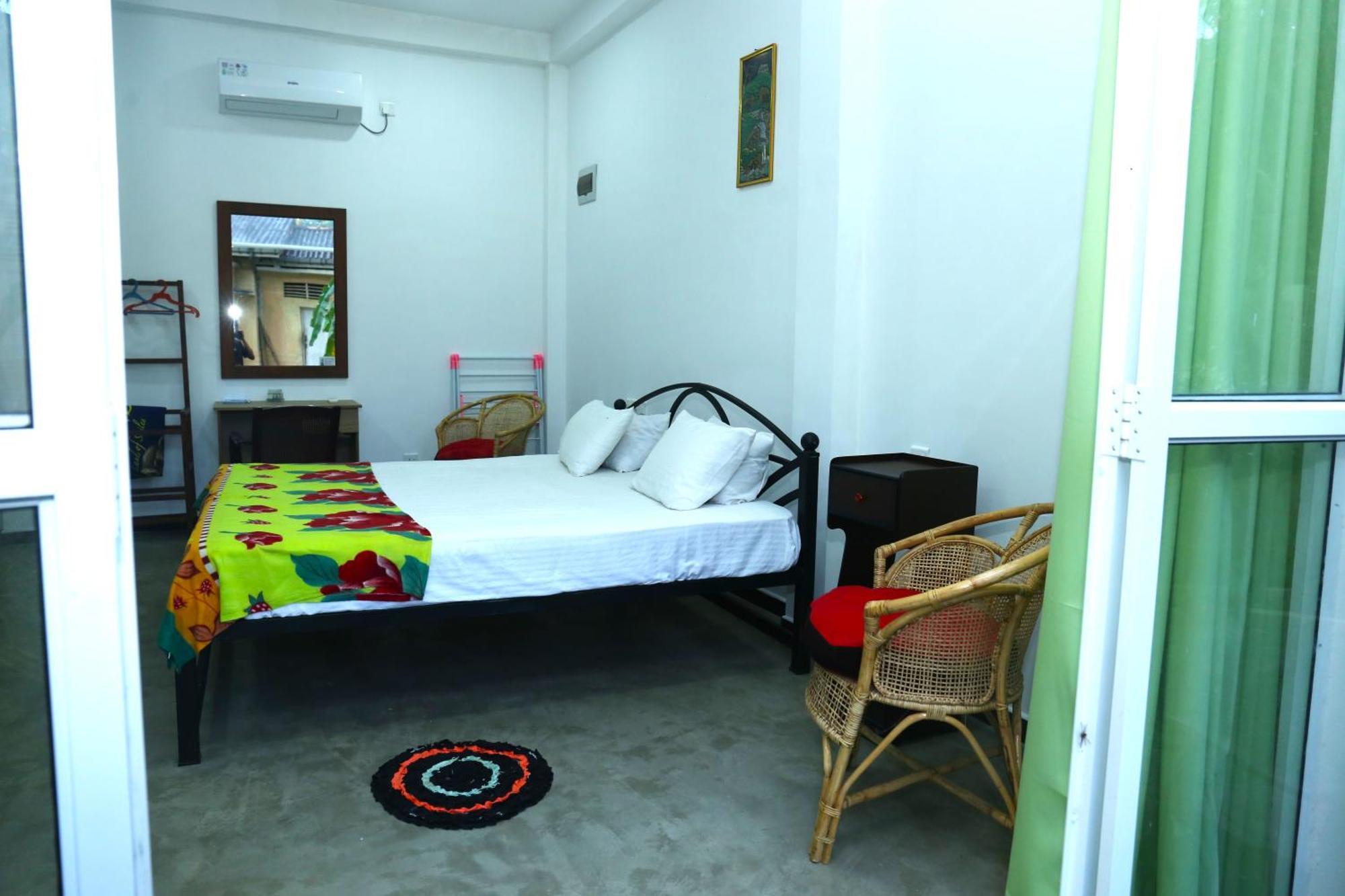 Sandy Palms Guesthouse Hikkaduwa Exterior photo
