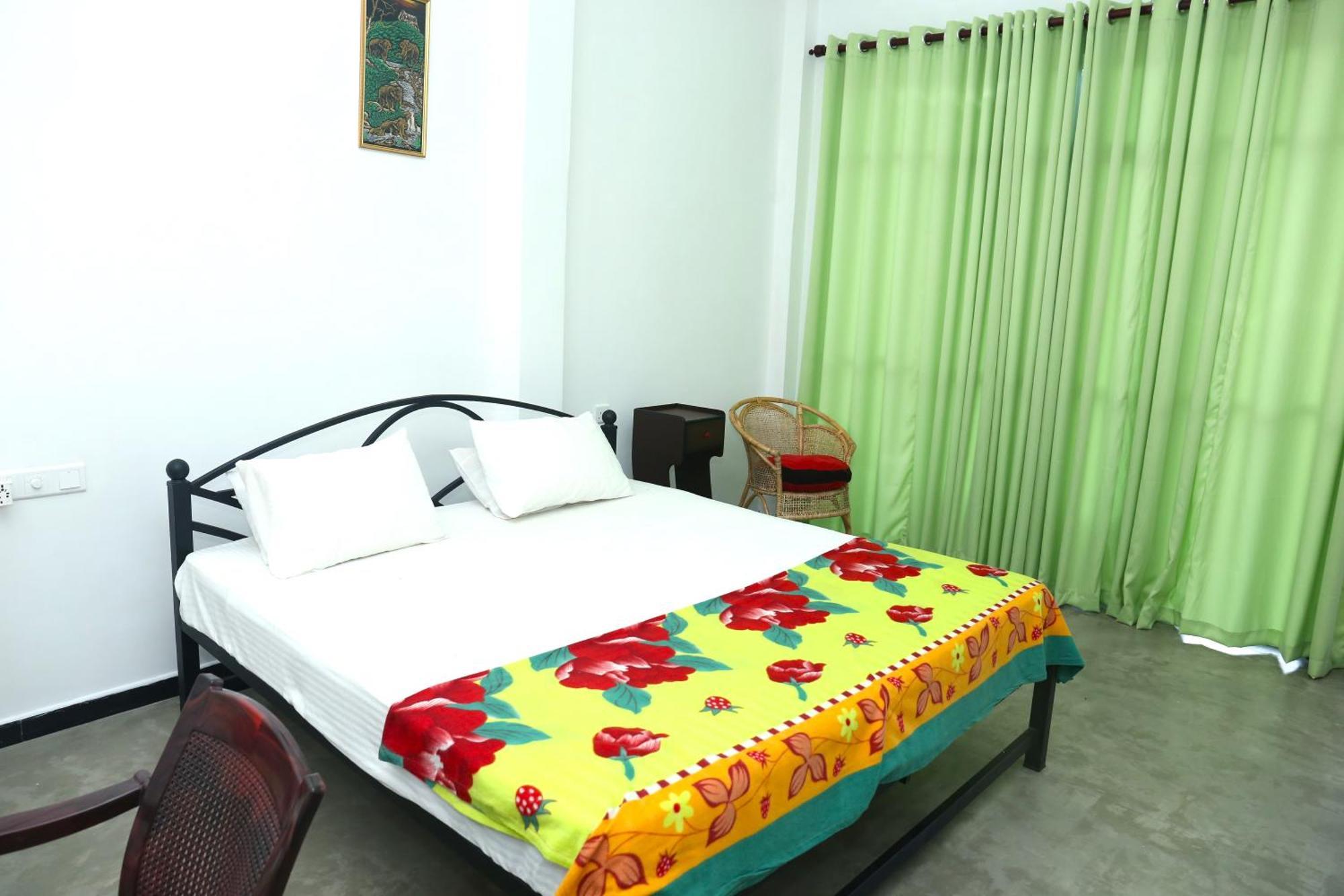 Sandy Palms Guesthouse Hikkaduwa Exterior photo